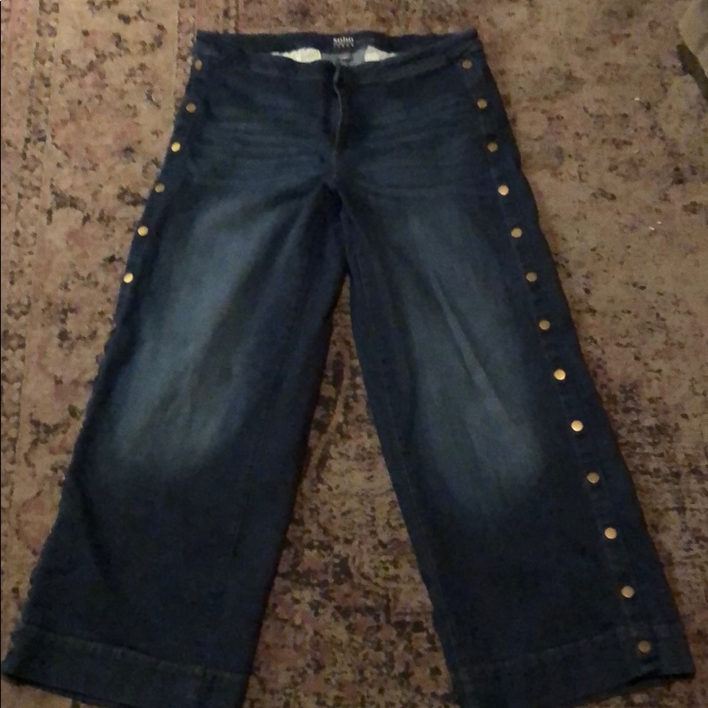 Wide leg jeans
